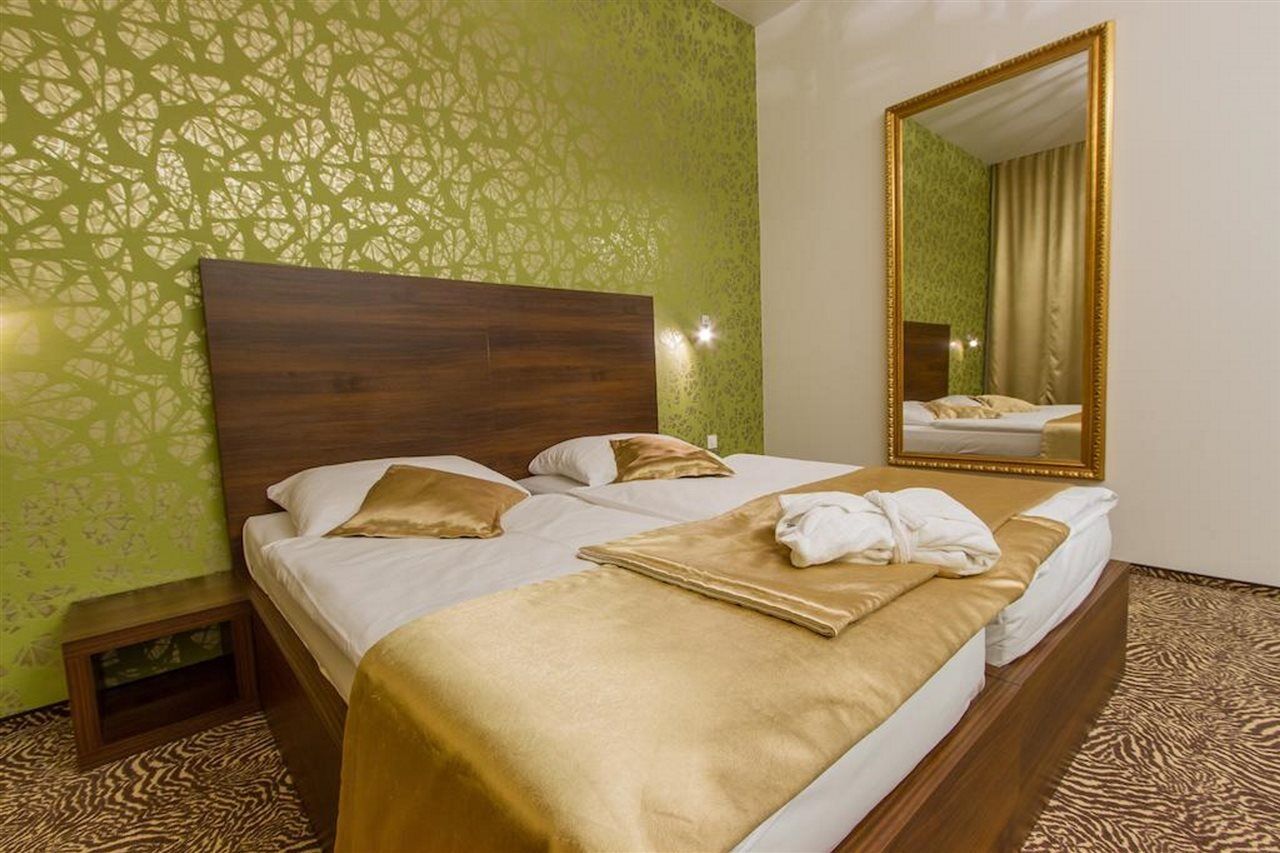 Hotel Rimski Dvor - Rimske Terme Rimske Toplice Εξωτερικό φωτογραφία